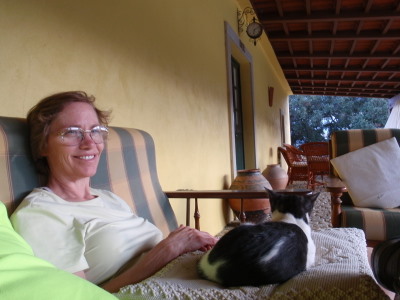 Terry is joined by <i>o gato</i>.